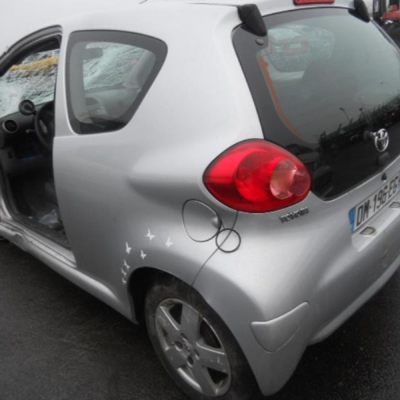 Amortisseur avant droit TOYOTA AYGO 1 Photo n°4