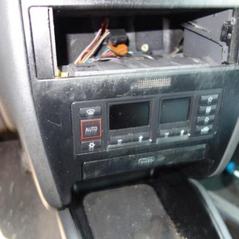 Porte avant droit AUDI A3 1 Photo n°8