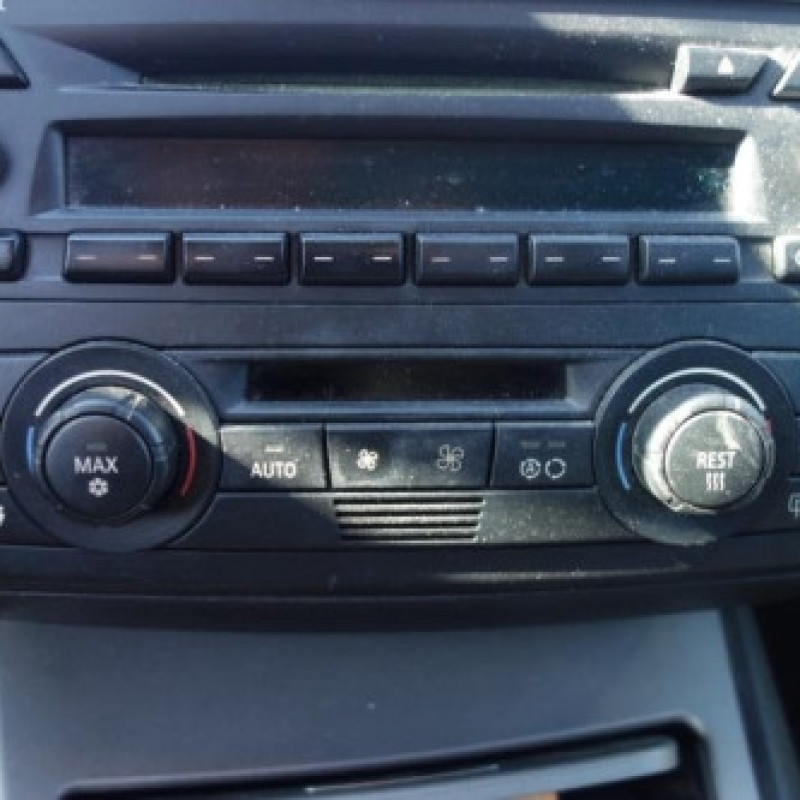 Boitier air bag BMW SERIE 1 E87 Photo n°9