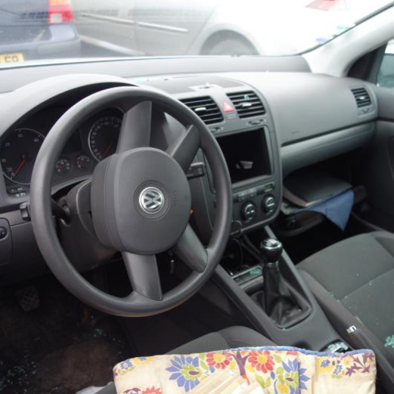 Boitier air bag VOLKSWAGEN GOLF 5 Photo n°8