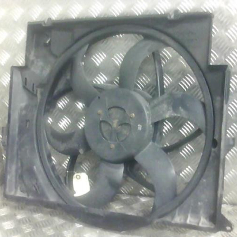 Moto ventilateur radiateur BMW SERIE 3 E91 Photo n°3
