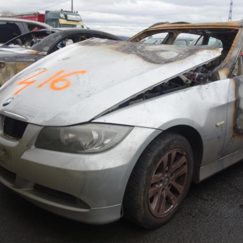 Moto ventilateur radiateur BMW SERIE 3 E91 Photo n°4