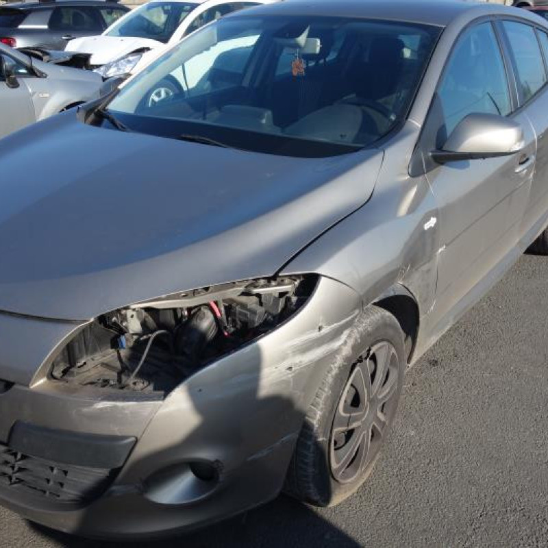 Bloc ABS (freins anti-blocage) RENAULT MEGANE 3 Photo n°7