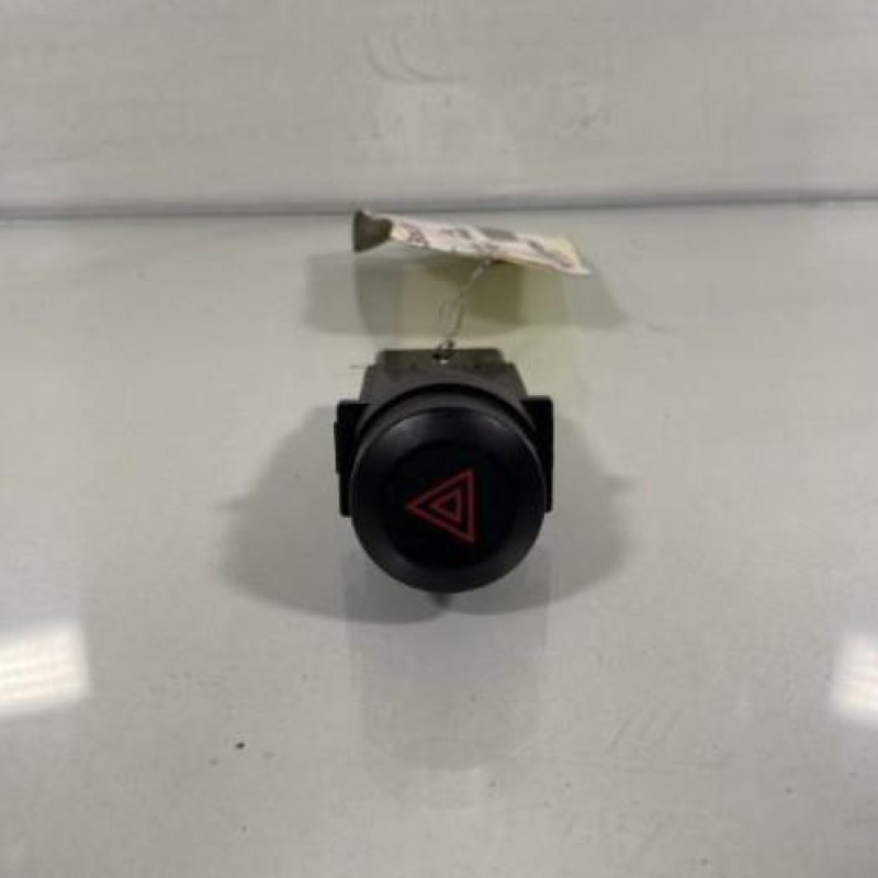 Bouton de warning KIA SORENTO 1 Photo n°1
