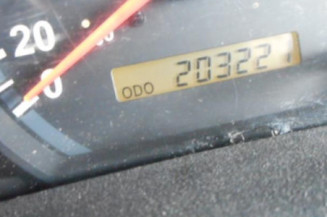 Charniere de capot KIA SORENTO 1