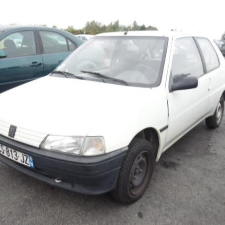 Verin de coffre PEUGEOT 106