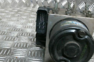 Bloc ABS (freins anti-blocage) HYUNDAI SANTA FE 1
