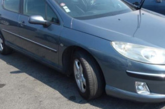 Attache ceinture arriere droit PEUGEOT 407