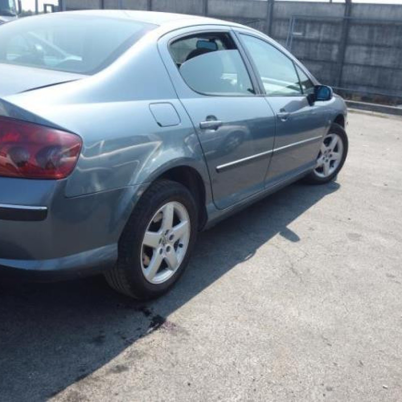 Attache ceinture arriere droit PEUGEOT 407 Photo n°7