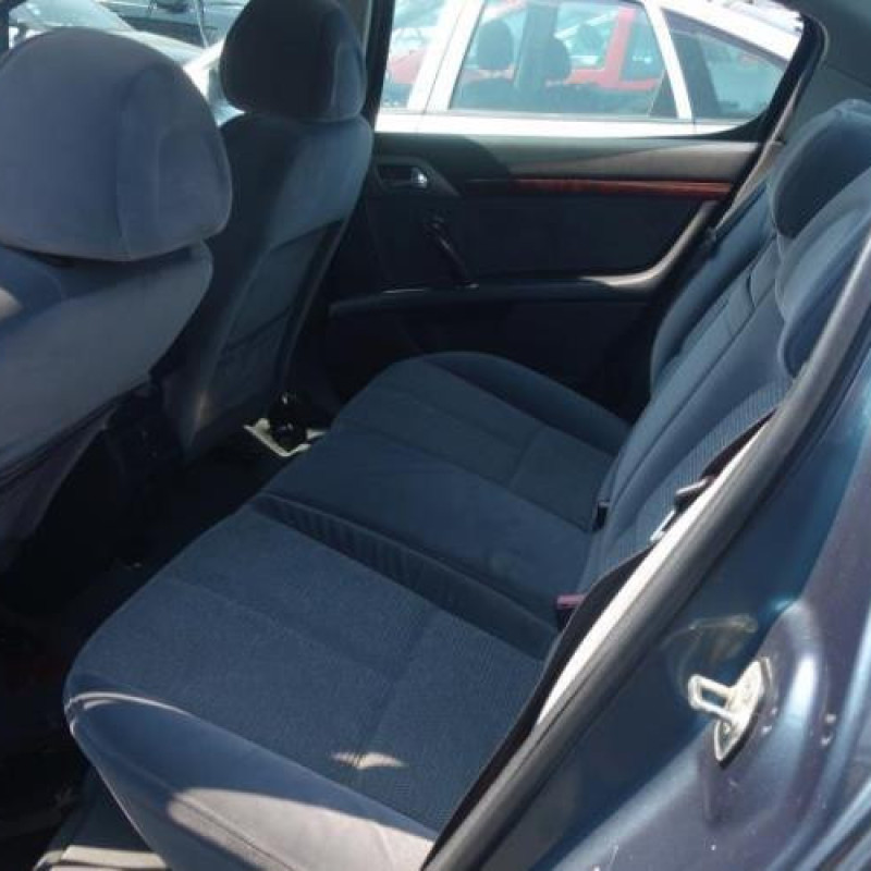 Attache ceinture arriere droit PEUGEOT 407 Photo n°10