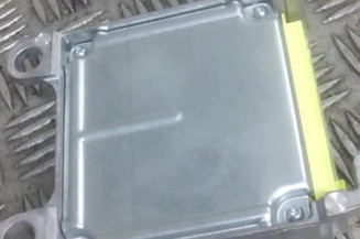 Boitier air bag TOYOTA COROLLA VERSO 2