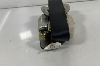 Pretensionneur de ceinture avant gauche TOYOTA COROLLA VERSO 2