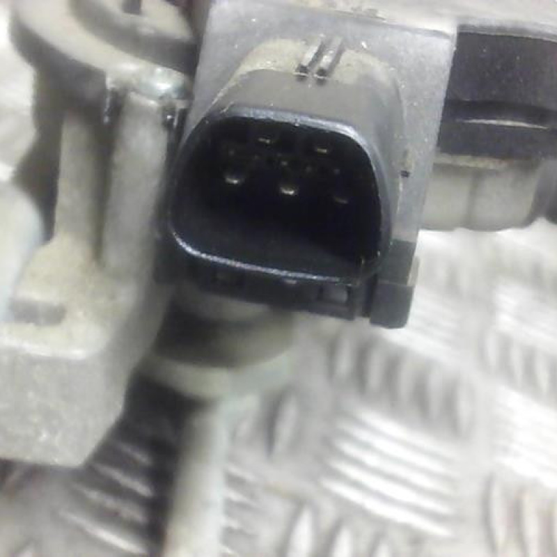 Moteur essuie glace avant TOYOTA COROLLA VERSO 2 Photo n°2