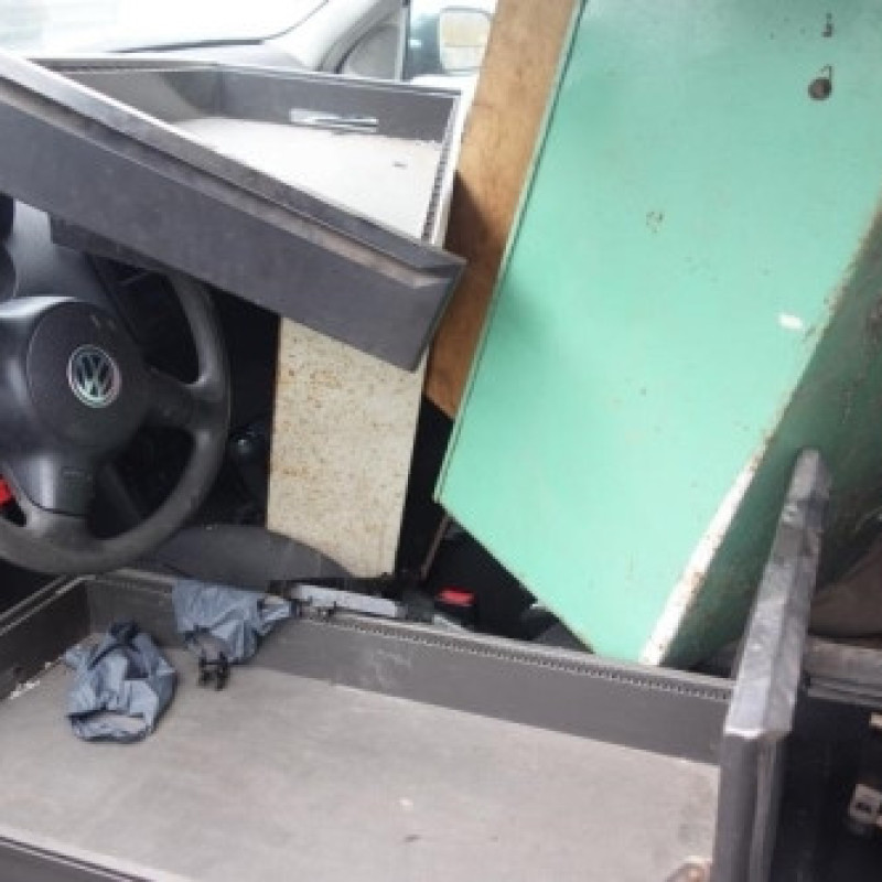 Malle/Hayon arriere VOLKSWAGEN POLO 3 Photo n°8