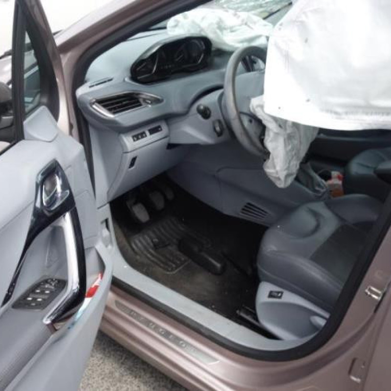 Verin de coffre PEUGEOT 208 1 Photo n°5