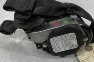 Pretensionneur de ceinture avant droit VOLKSWAGEN GOLF 5 Photo n°1