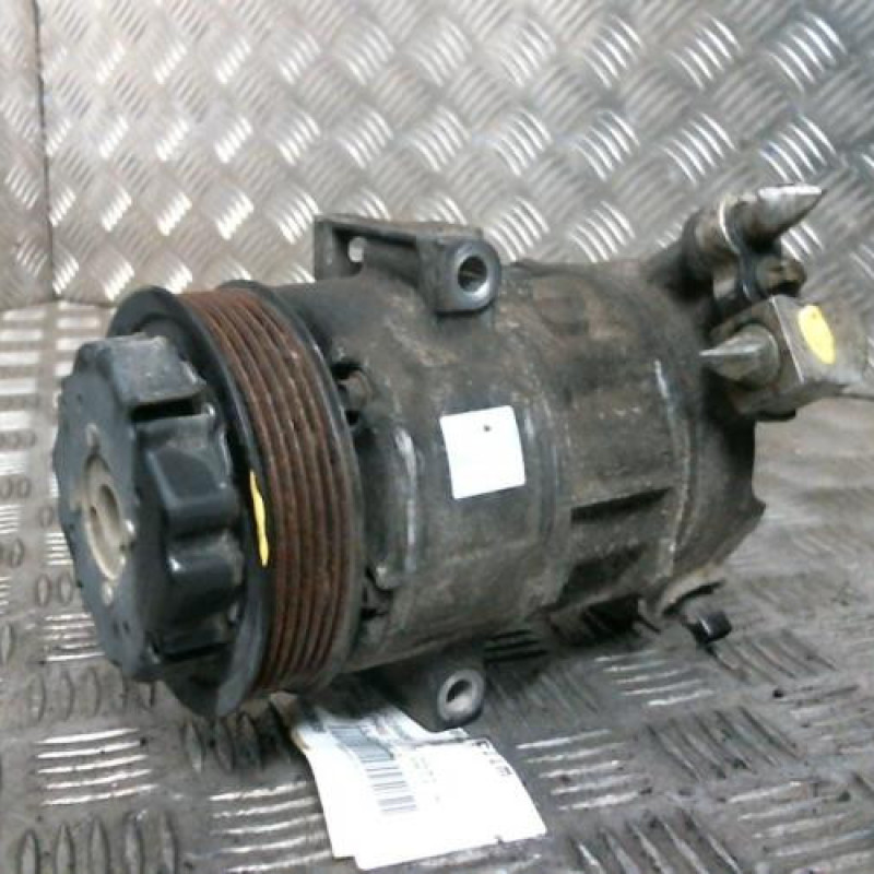 Compresseur clim OPEL CORSA D Photo n°1