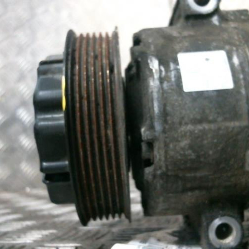 Compresseur clim OPEL CORSA D Photo n°2