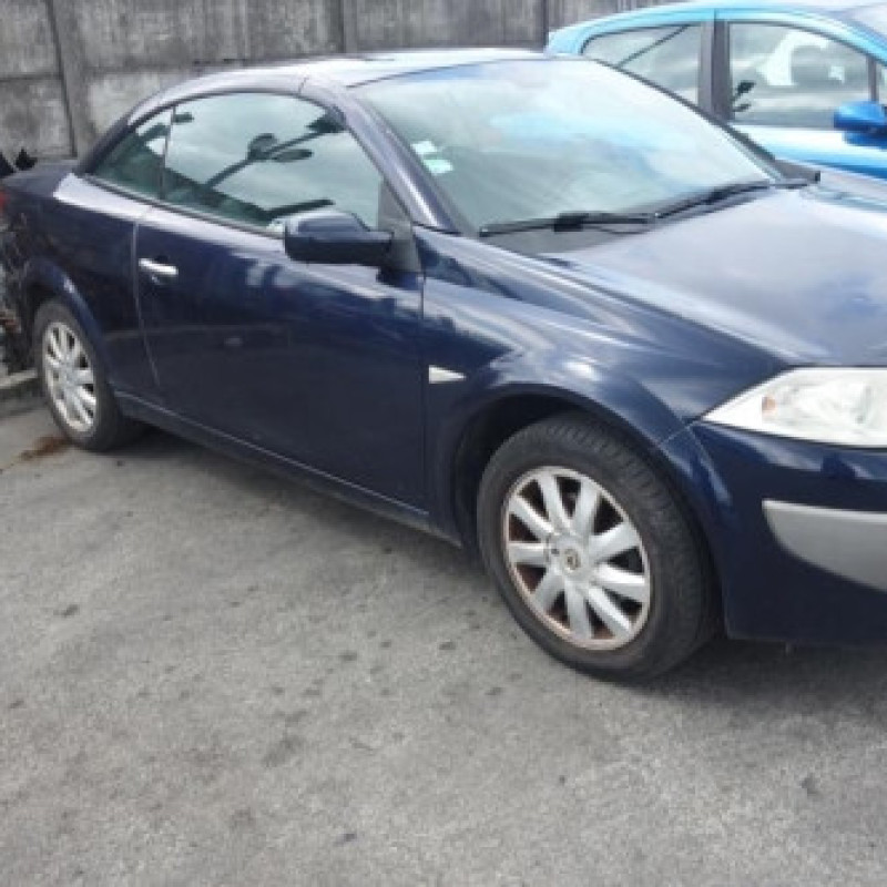 Pretensionneur de ceinture arriere gauche RENAULT MEGANE 2 Photo n°5