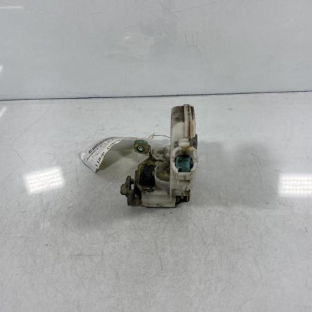 Serrure avant droit NISSAN PRIMERA 1