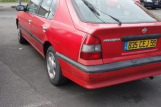 Serrure avant droit NISSAN PRIMERA 1