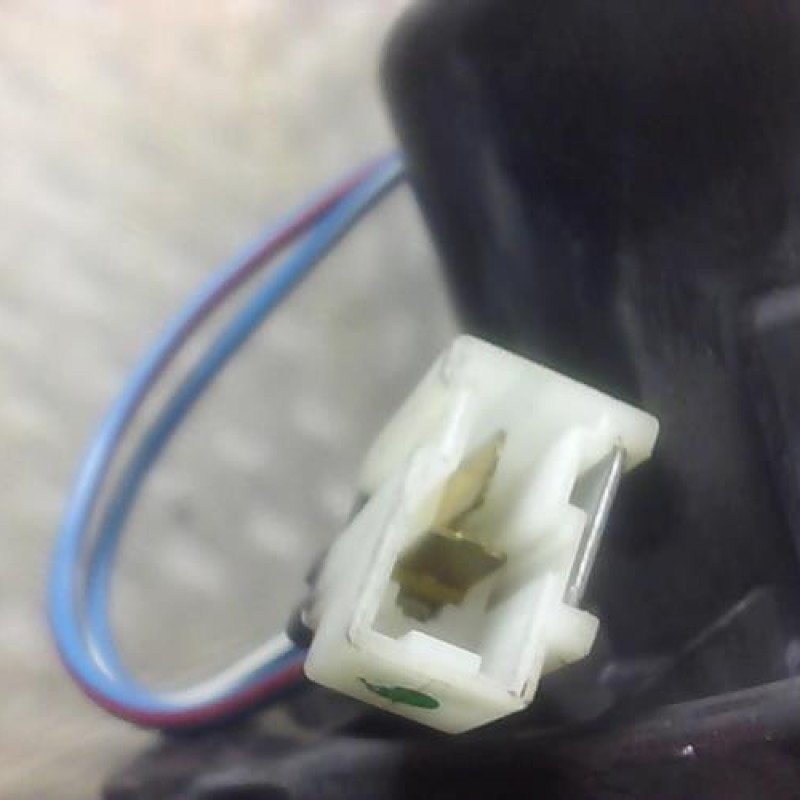 Pulseur d'air NISSAN PRIMERA 1 Photo n°3