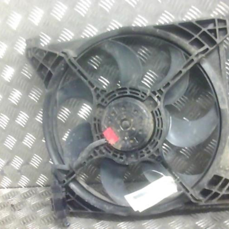 Moto ventilateur radiateur HYUNDAI SANTA FE 1 Photo n°2