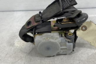 Pretensionneur de ceinture avant droit HYUNDAI SANTA FE 1