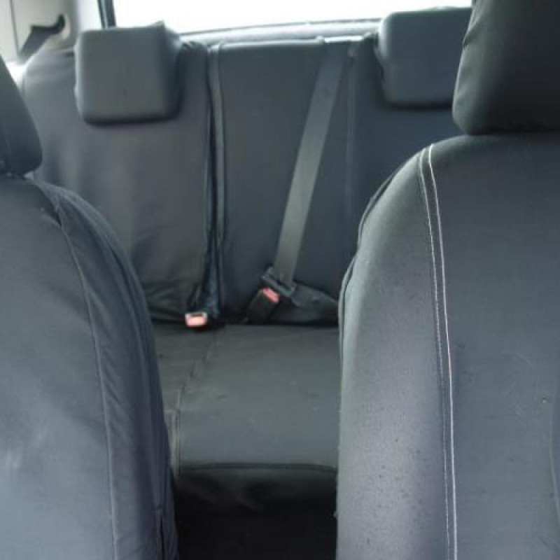 Capot FORD FIESTA 5 Photo n°9