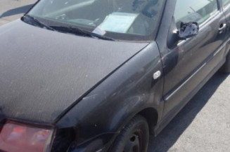 Pretensionneur de ceinture avant droit VOLKSWAGEN POLO 3