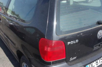 Pretensionneur de ceinture avant droit VOLKSWAGEN POLO 3