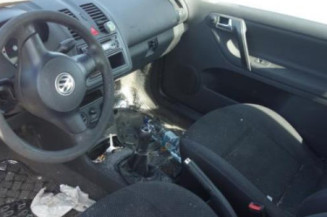 Pretensionneur de ceinture avant droit VOLKSWAGEN POLO 3