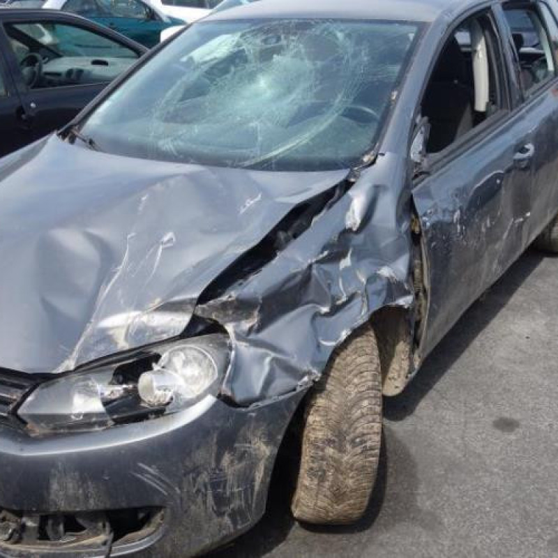 Volant VOLKSWAGEN GOLF 6 Photo n°3