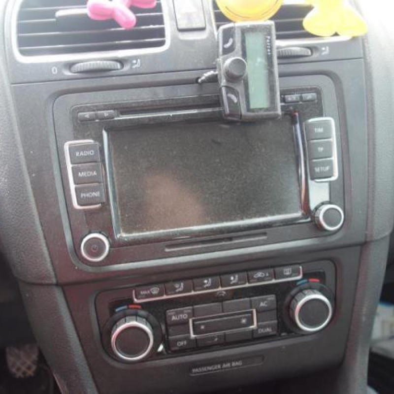 Volant VOLKSWAGEN GOLF 6 Photo n°9