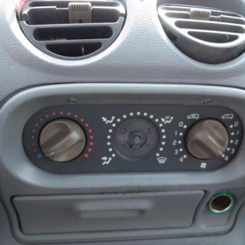 Etrier avant droit (freinage) RENAULT TWINGO 1 Photo n°7