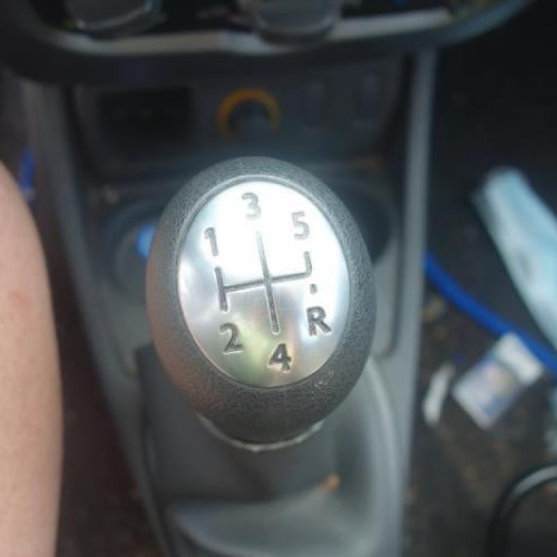 Verin de coffre DACIA DUSTER 1 Photo n°9
