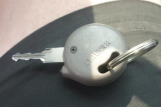 Interrupteur de leve vitre avant droit RENAULT TWINGO 1