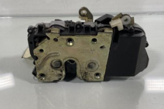 Serrure avant gauche PEUGEOT 307