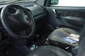 Interrupteur de leve vitre avant gauche PEUGEOT PARTNER 1