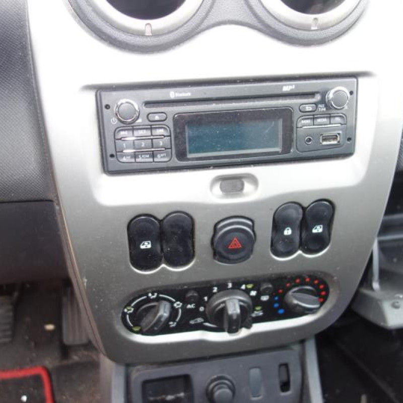Leve vitre electrique avant gauche DACIA DUSTER 1 Photo n°11