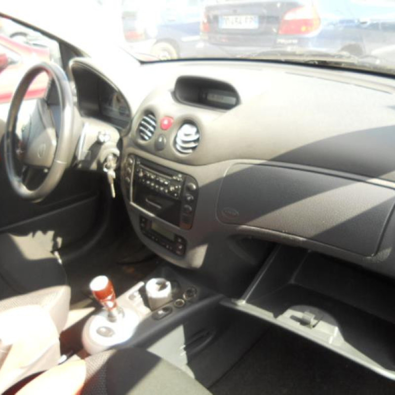 Etrier avant gauche (freinage) CITROEN C2 Photo n°5