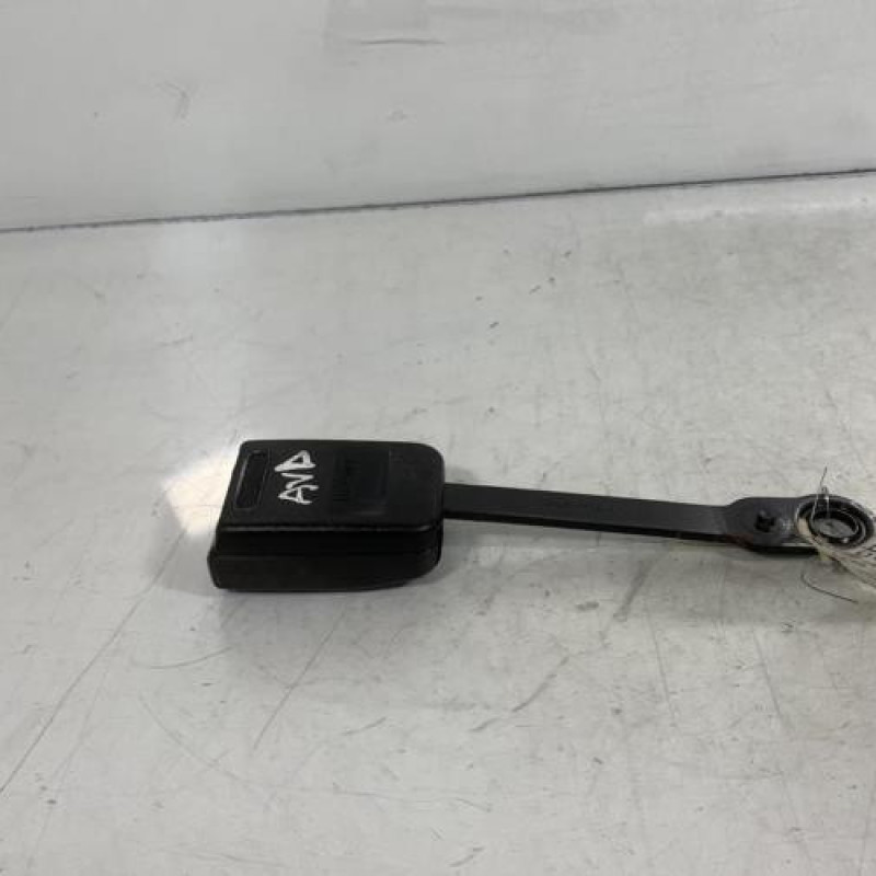 Attache ceinture avant droit PEUGEOT 607 Photo n°3
