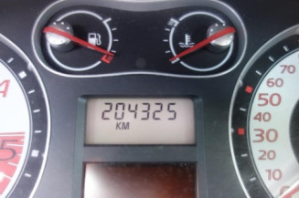 Verin de coffre RENAULT LAGUNA 2