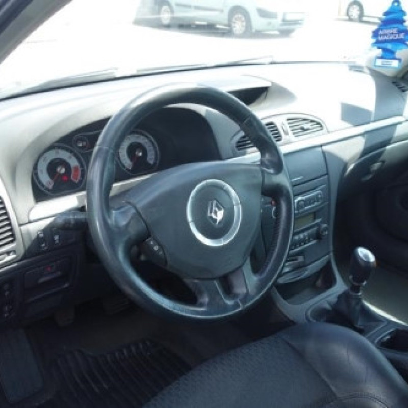 Moto ventilateur radiateur RENAULT LAGUNA 2 Photo n°8