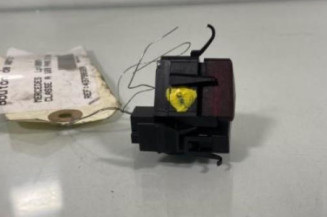 Bouton de warning MERCEDES CLASSE A 169