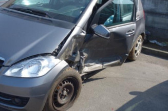 Pretensionneur de ceinture arriere gauche MERCEDES CLASSE A 169
