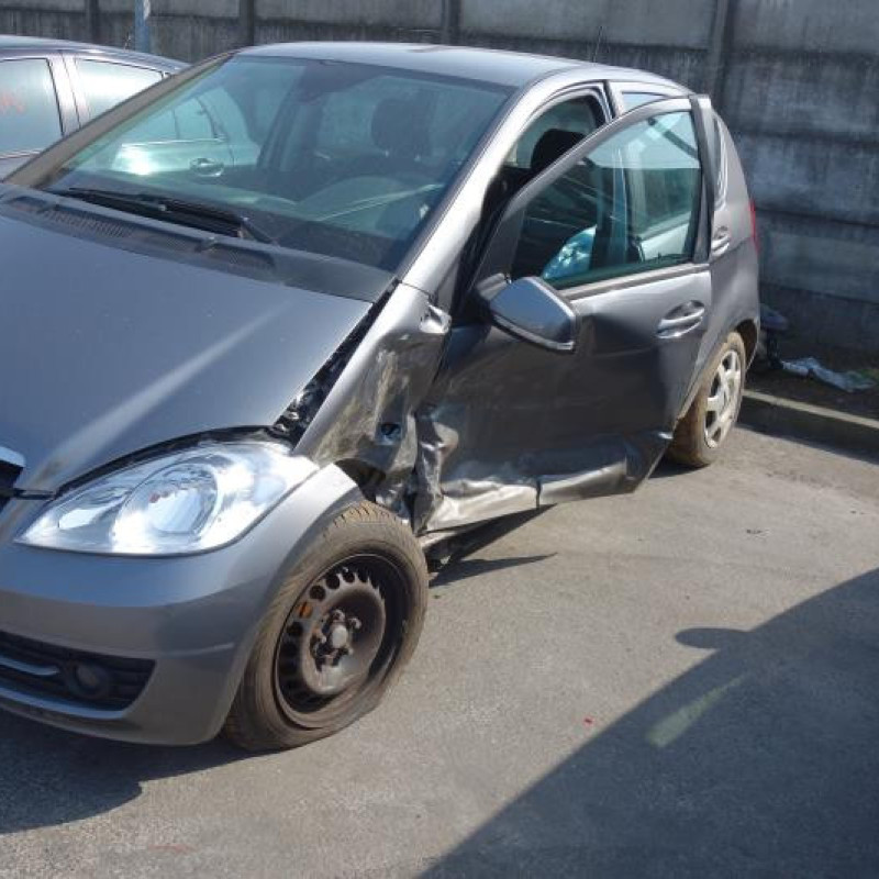 Pretensionneur de ceinture arriere gauche MERCEDES CLASSE A 169 Photo n°7