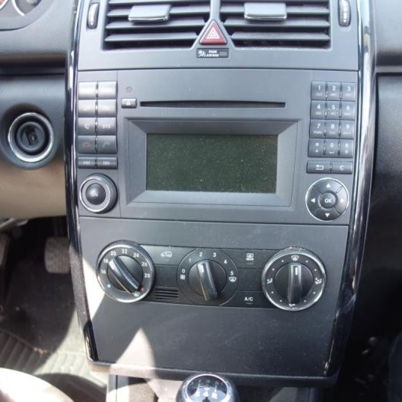 Pretensionneur de ceinture arriere gauche MERCEDES CLASSE A 169 Photo n°13