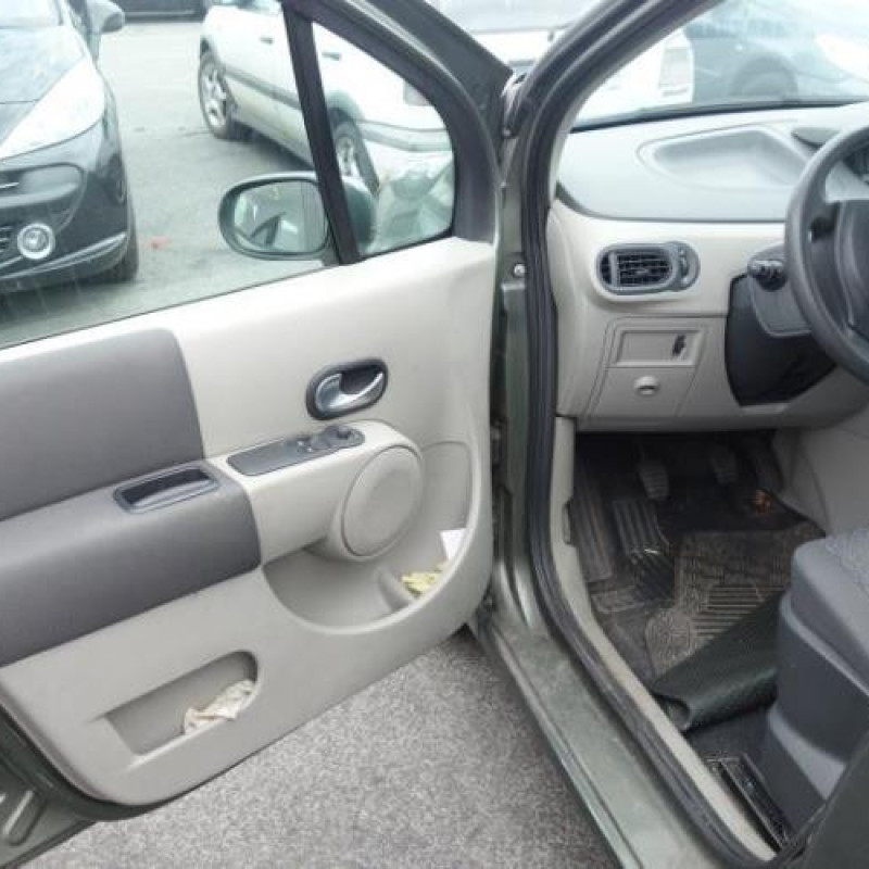 Air bag conducteur RENAULT MODUS Photo n°5