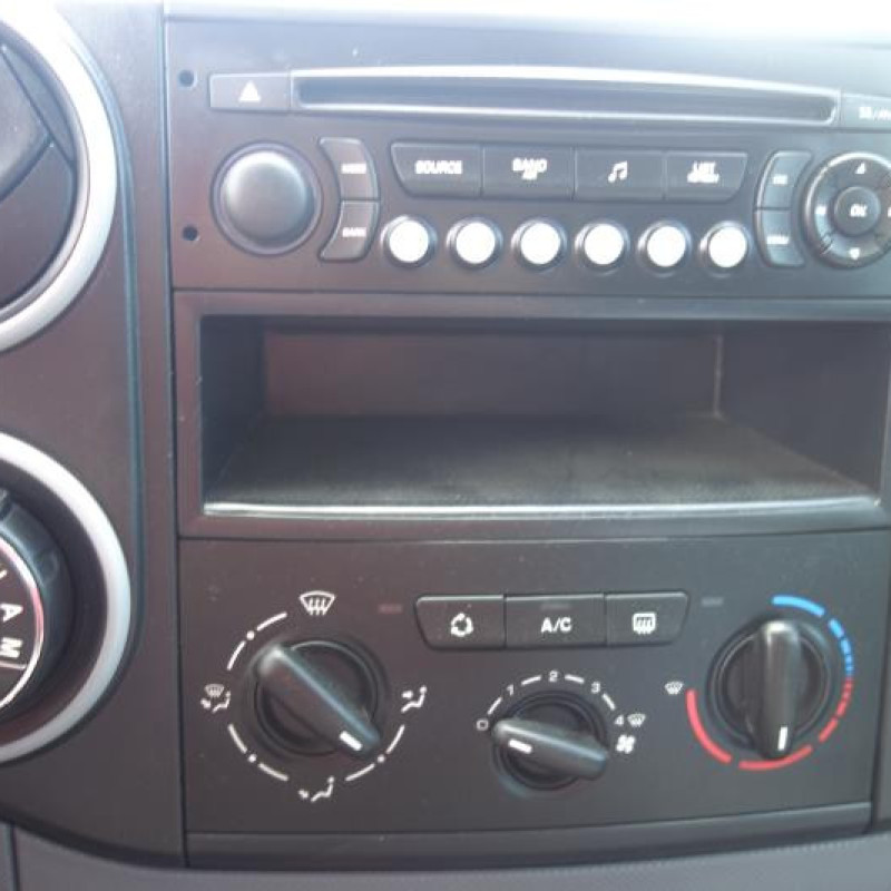 Moto ventilateur radiateur CITROEN BERLINGO 2 Photo n°10